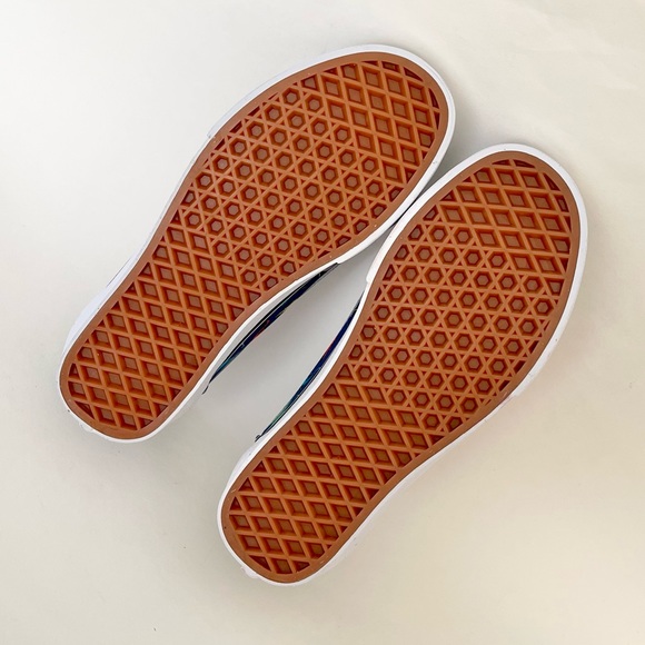 Vans Old Skool V Dino Boys Sneakers Blue Dinosaur Print Pattern NWT Size 3 - Picture 7 of 8